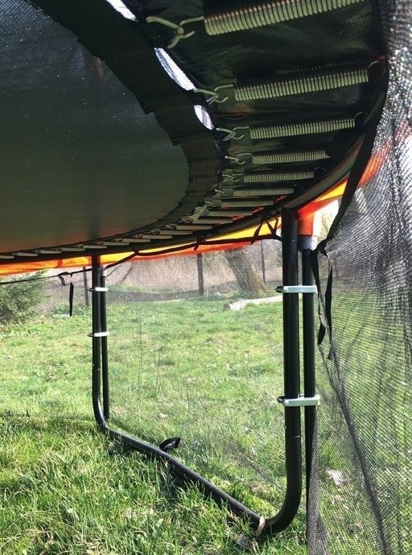 Trampolina Ogrodowa 374cm/12ft Czerwona Maxy Comfort PLUS Z Wewnętrzną siatką Trampolina Ogrodowa 374cm/12ft Czerwona Maxy Comfort PLUS Z Wewnętrzną siatką