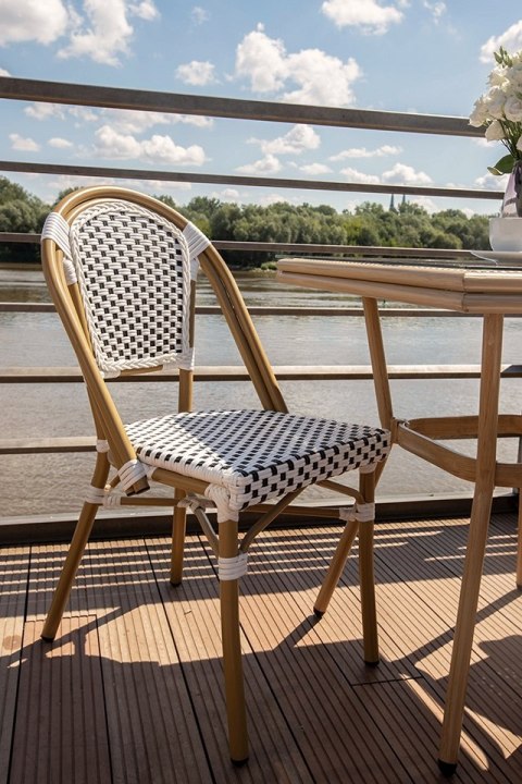 Krzesło ogrodowe Paris Cafe - białe, rattan