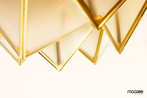 MOOSEE lampa sufitowa / plafon PYRAMIDS złota